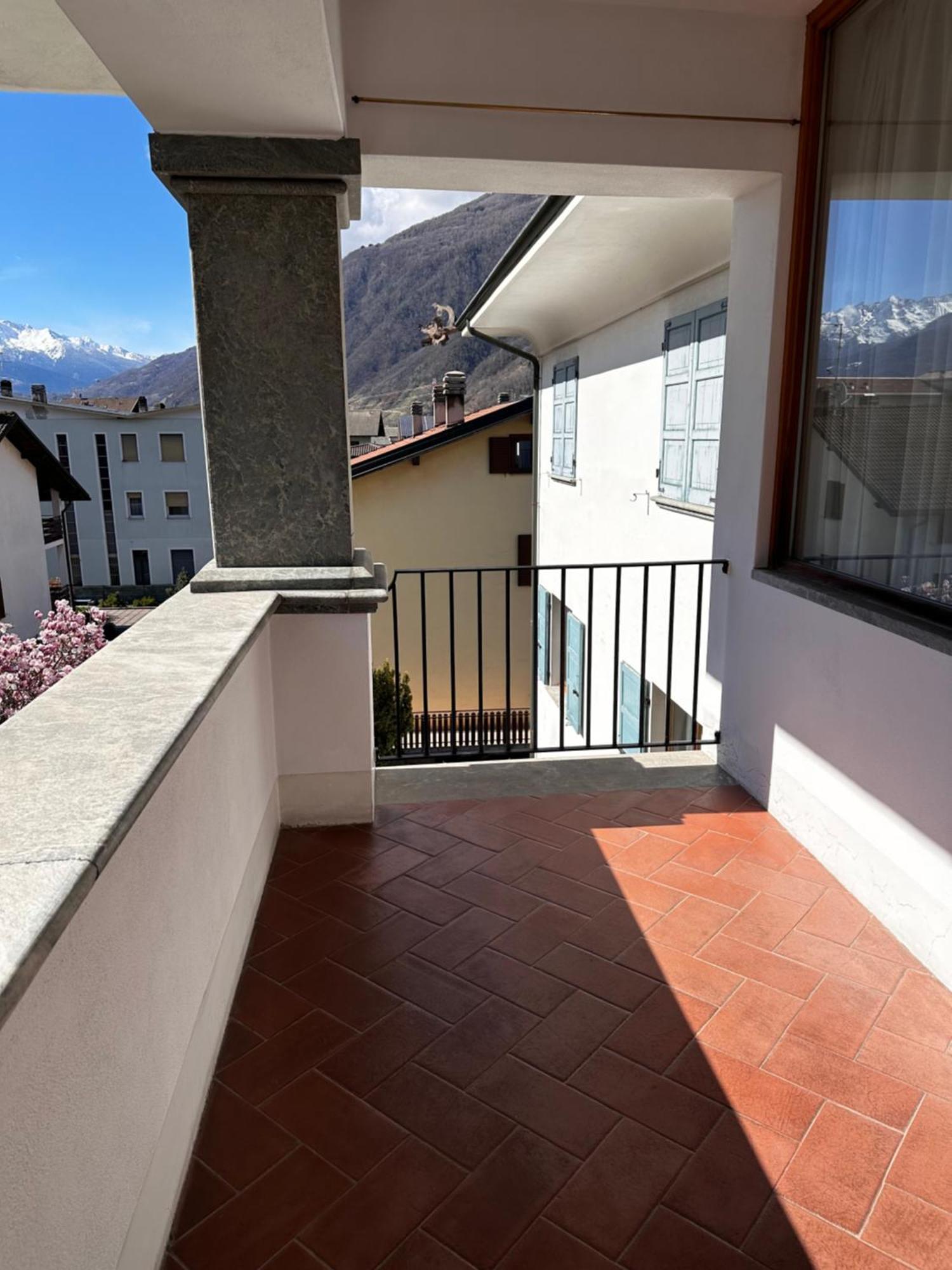 Ampio Appartamento Con Vista “Casa Magro” Tirano Eksteriør bilde