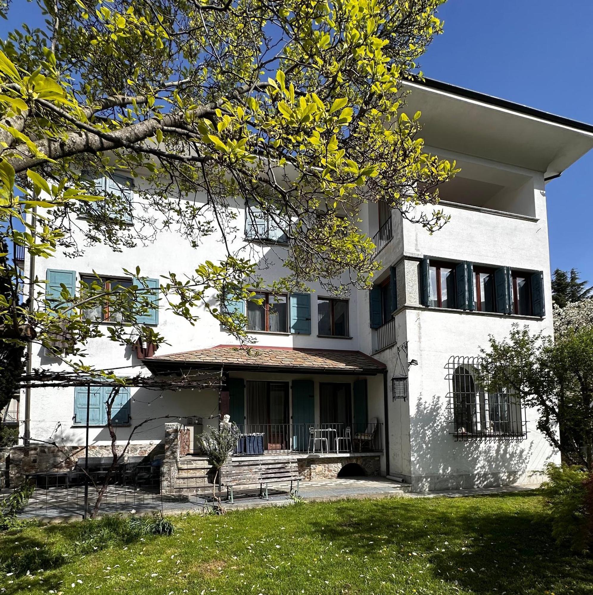 Ampio Appartamento Con Vista “Casa Magro” Tirano Eksteriør bilde